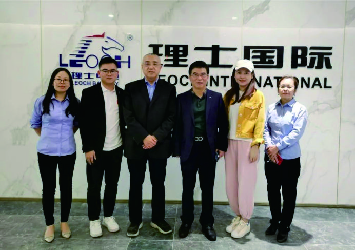 廣東高科技產(chǎn)業(yè)商會(huì)會(huì)長王理宗蒞臨理士蓄電池調(diào)研